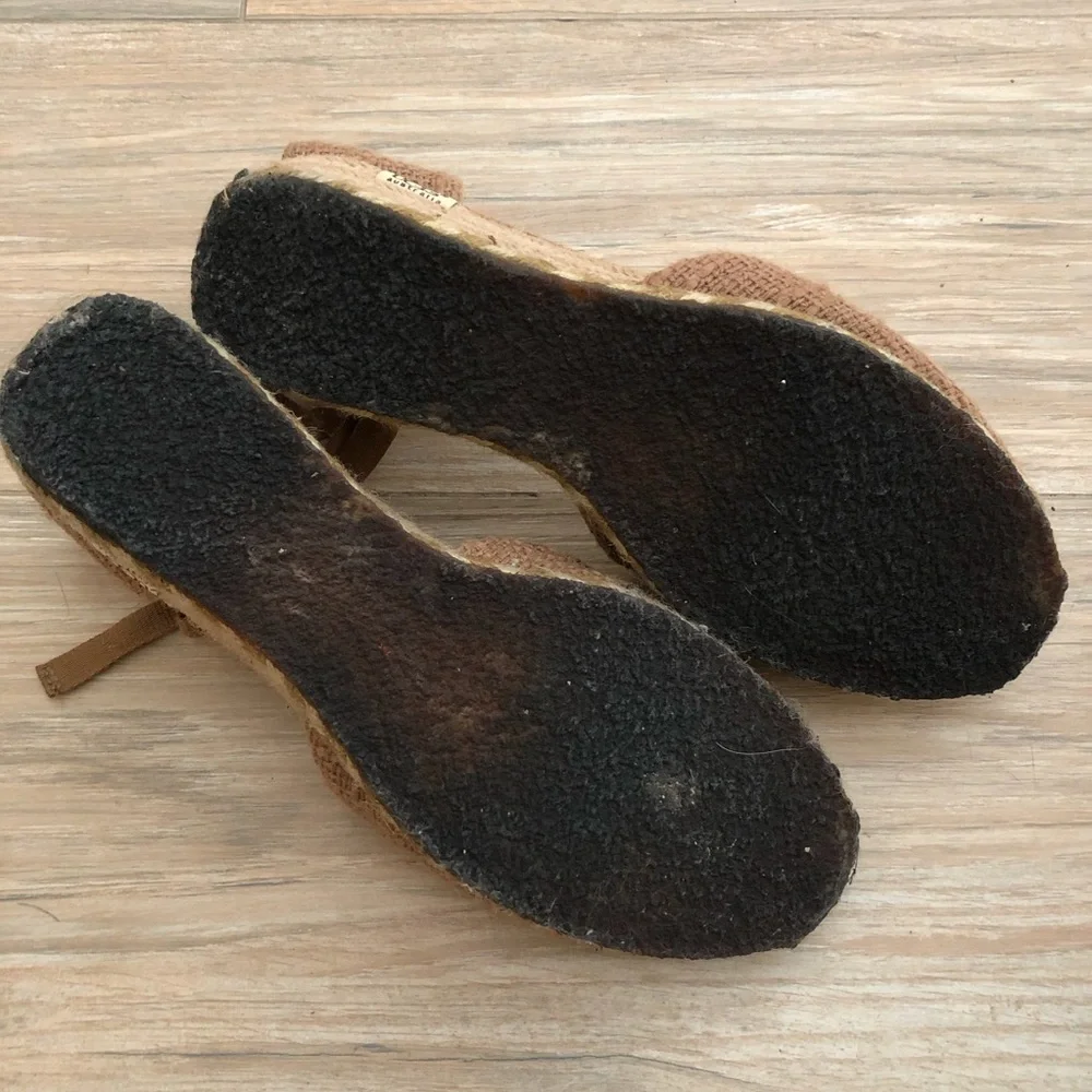 UGG Delmar Espadrille Size 10